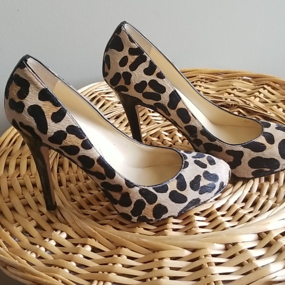 Ivanka Trump leapard print heels